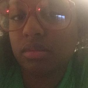 Meet your Posher, Anya